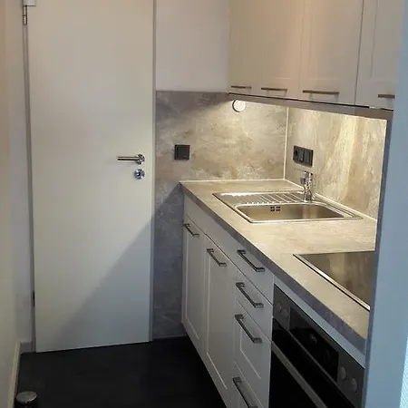 Föhrien-Oase - Ferienwohnung direkt am Südstrand - Haus Oland - Wohnung 4